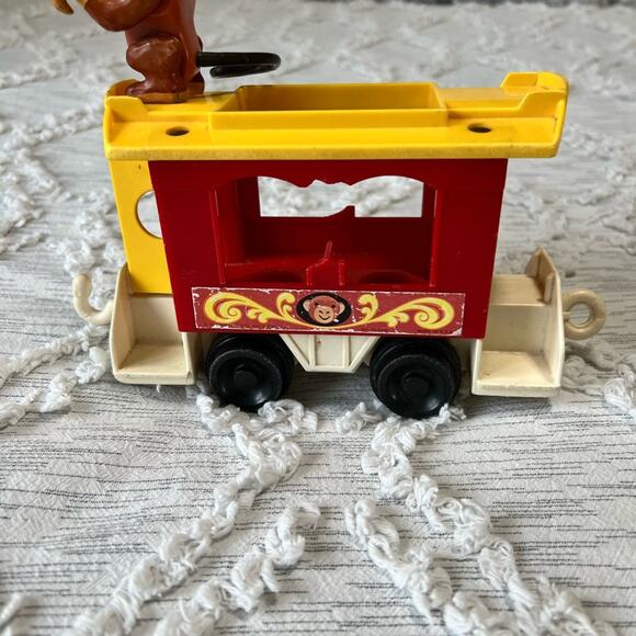 Vintage Fisher Price Four Piece Play Family Circus Train Replacement Part *Read - Picture 7 of 12